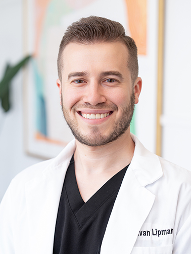 Dr. Evan Lipman smiling